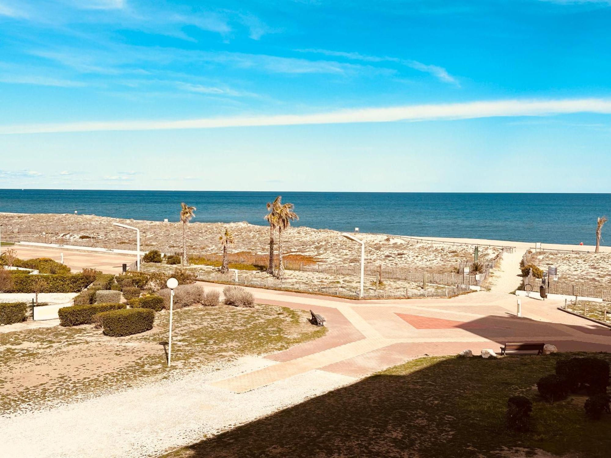 Escale Au Sud, Un Appart Les Pieds Dans L Eau :) Le Barcarès Exterior foto